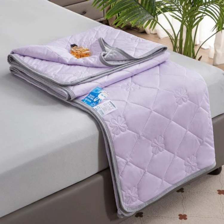 Cool Comfort | Cooling Blanket for Bed with Breathable Fabric | Hypoallergenic for Restful Sleep 6