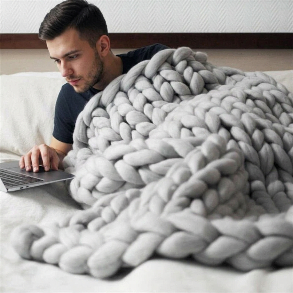 Cozy Haven | Heavy Knit Blanket with Anti-Pilling Fabric | Versatile Size Options for Year-Round Comfort