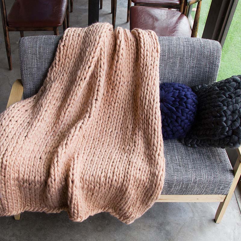 Cozy Haven | Heavy Knit Blanket with Anti-Pilling Fabric | Versatile Size Options for Year-Round Comfort 7